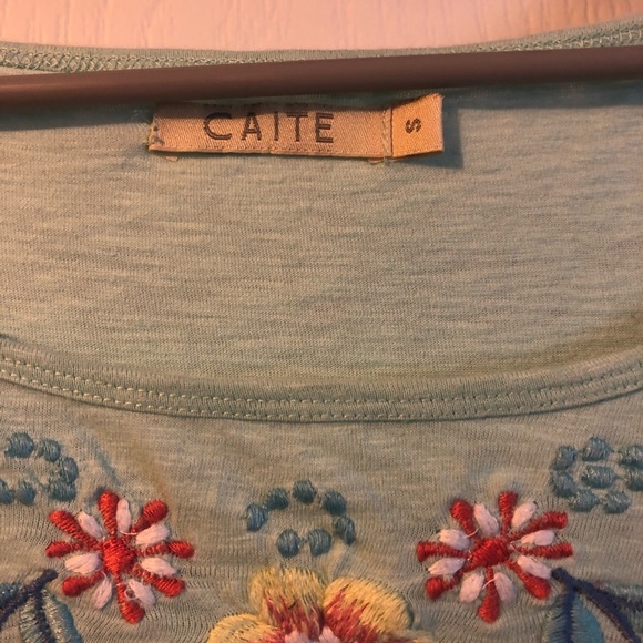 Embroidered shirt - Picture 3 of 6